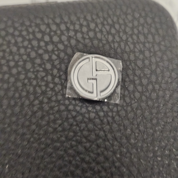 Giorgio Armani EVA Air Business Class Amenity Kit Hard Case Black Empty - Picture 2 of 6